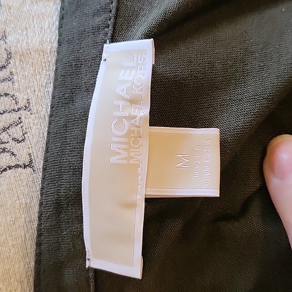 Nice Michael Kors top - Picture 6 of 6